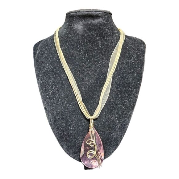 Elegant Blush Pink Crystal Swirl Pendant Necklace - Picture 10 of 12